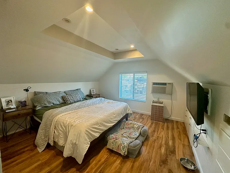 65 Essex St #2 — Photo 10