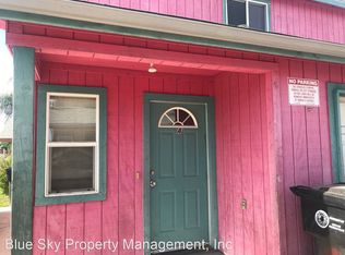 69 N 4th St APT A, Porterville, CA 93257