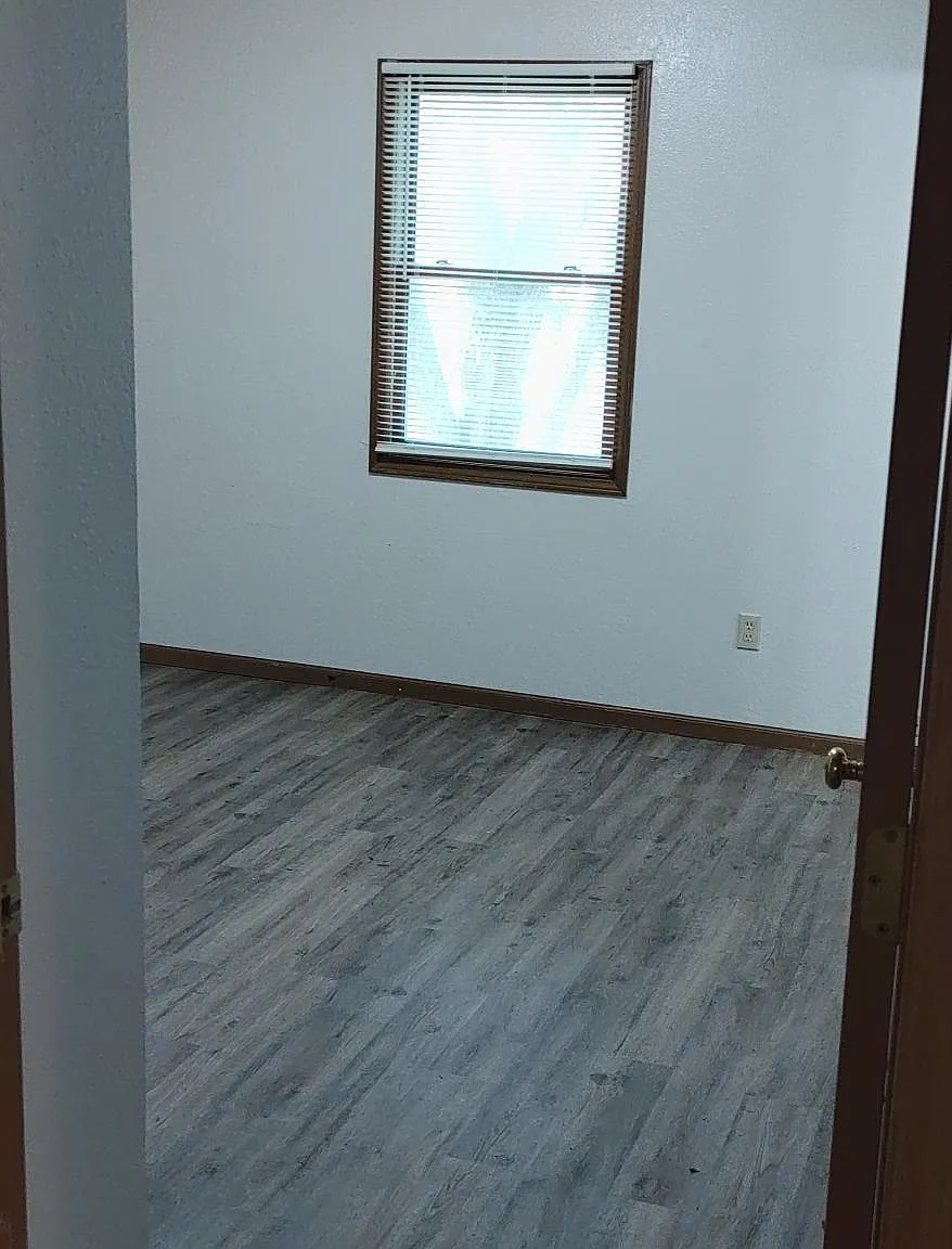 2 bed, 850 sqft, $990 — Photo 4