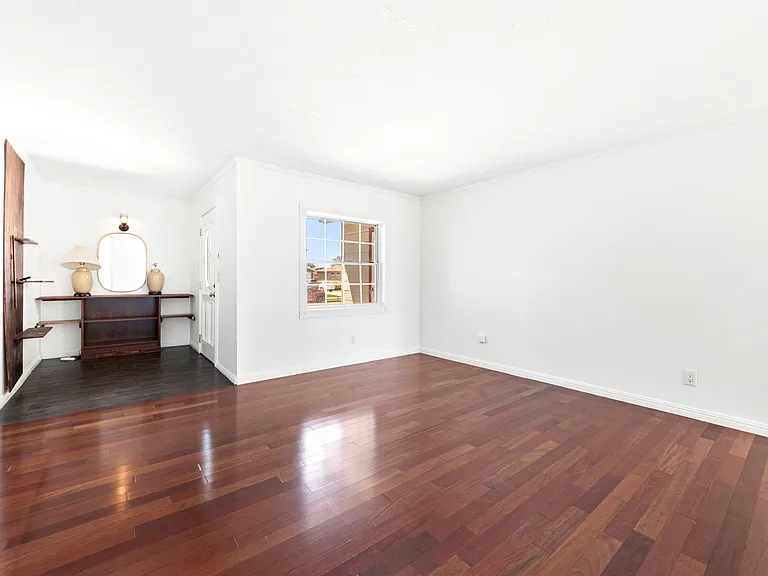 20940 Conradi Ave — Photo 8