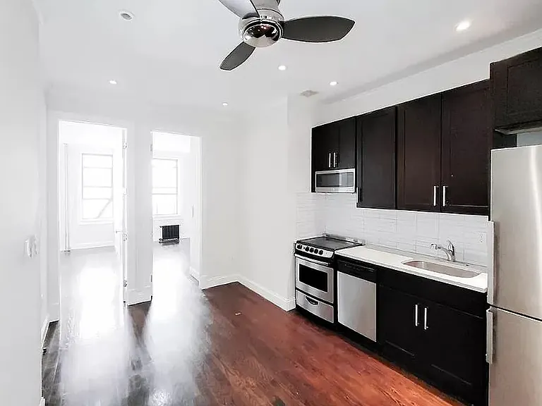 1379 Lexington Ave #3C — Photo 1