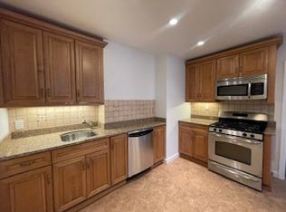 12-39 149th St #2, Whitestone, NY 11357