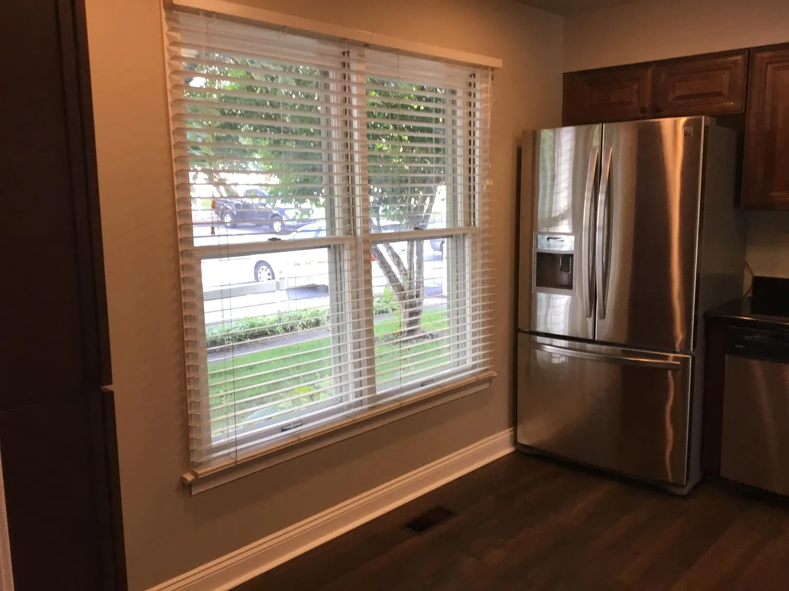 3 bed, 2.5 bath, 1440 sqft, $1,800 — Photo 4
