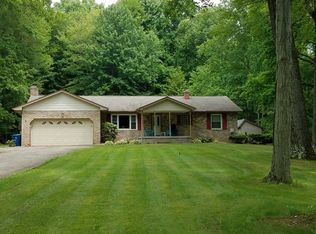 1226 Will O Wood Dr, Hubbard, OH 44425