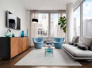 222 E 44th St APT 40L, New York, NY 10017