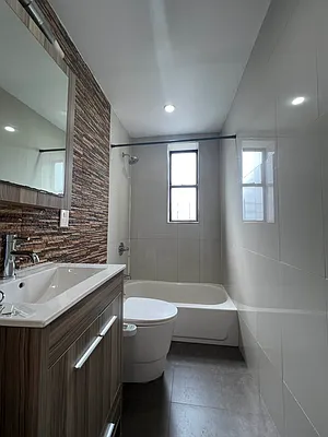 Rented by Bond New York | media 2