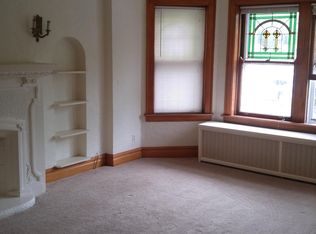 5711 W Addison St #1, Chicago, IL 60634