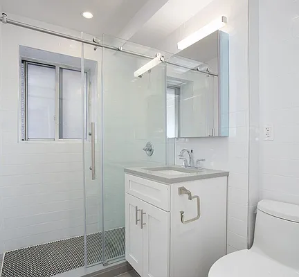 Rented by REAL New York | media 6