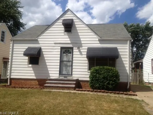 13116 Saint James Ave, Cleveland, OH 44135