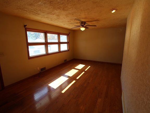 2nd image of 1319 7th Ave