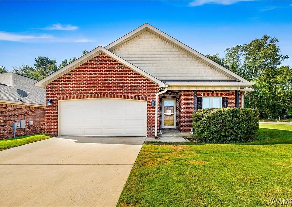 1st image of 102 Bay Magnolia Way