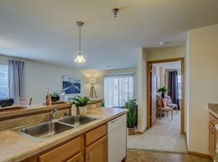 700 Sandpiper Trl #750-110, Cottage Grove, WI 53527