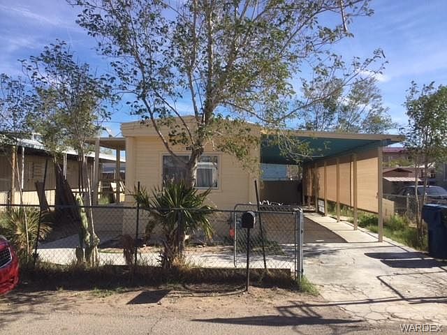 1st image of 1870 Hualapai Dr