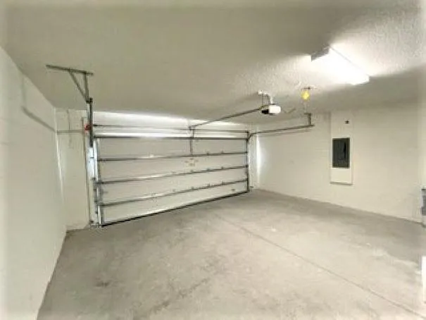 240 Summerlin Ln — Photo 28
