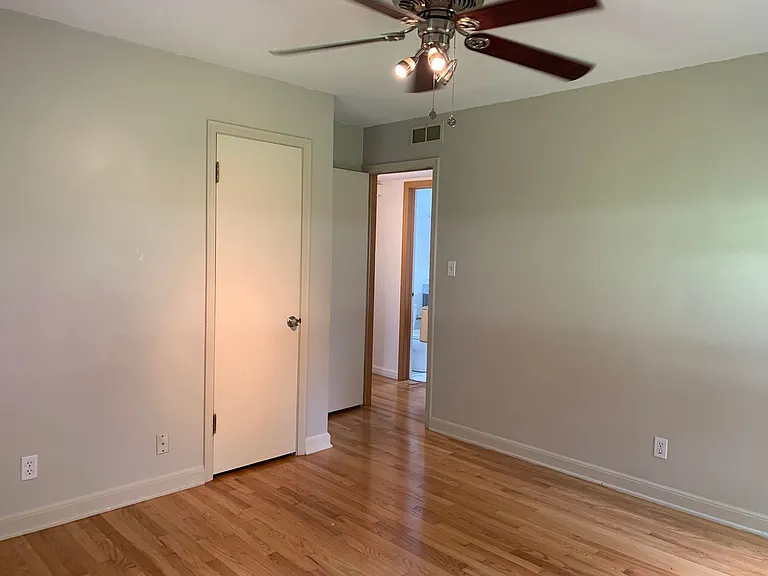 14865 Pershing Dr — Photo 16