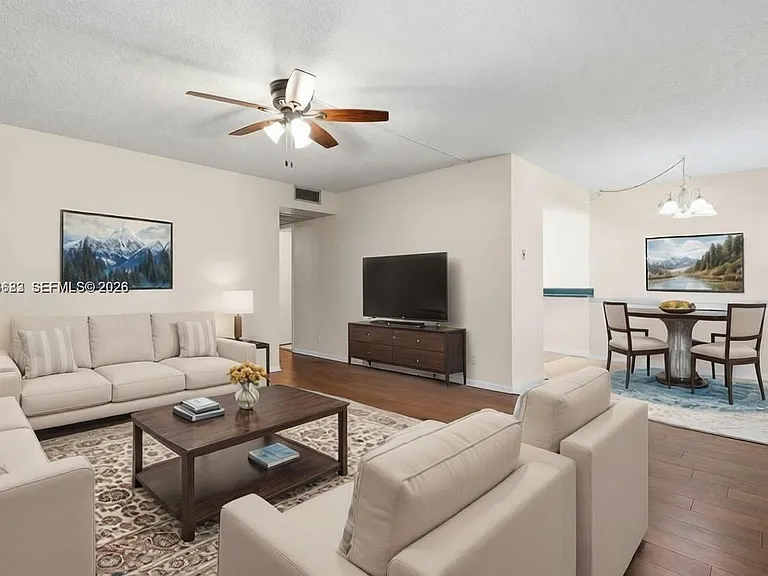 251 SW 132nd Way #117H — Photo 7