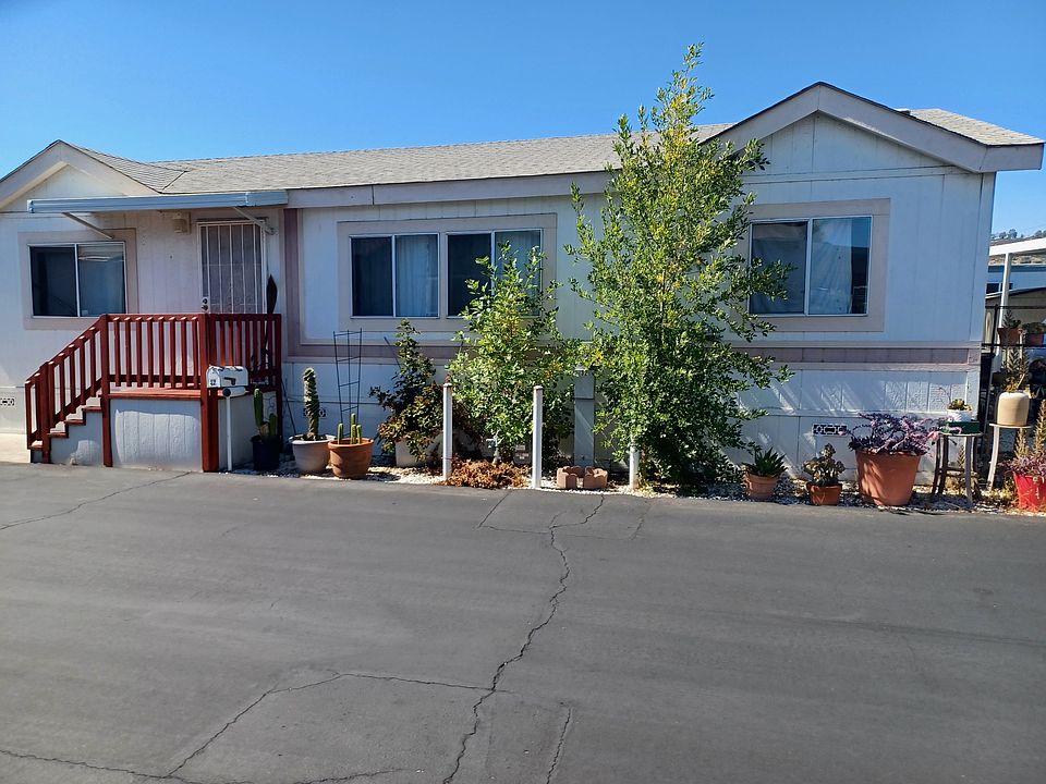 1st image of 211 N Citrus Ave