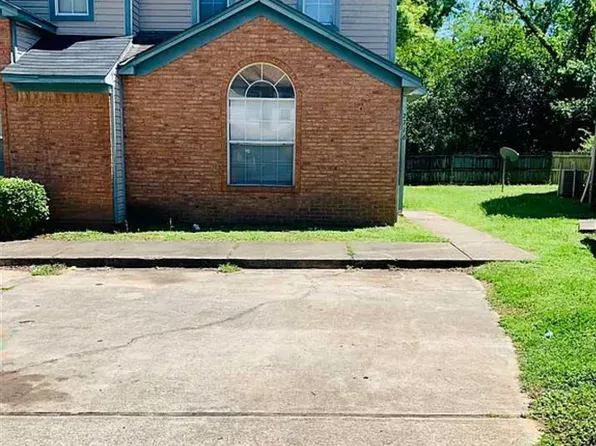 2716 Tess Cir, Tallahassee, FL 32304