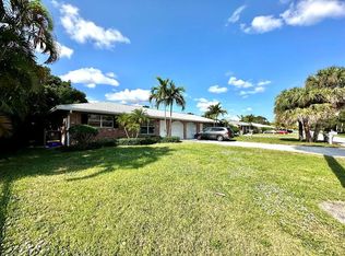9181 Silverthorne Dr, West Palm Beach, FL 33403