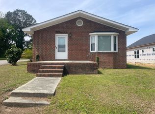610 E Granville St, Dunn, NC 28334