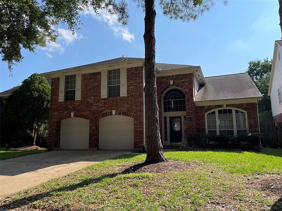 1st image of 2326 Edgewood Dr