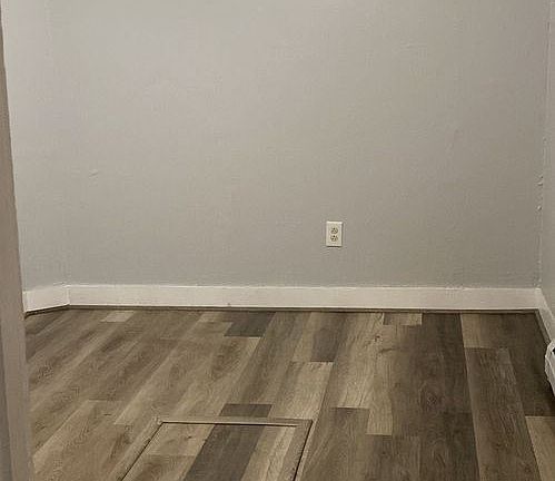 2nd image of 23 S Main St Unit 1