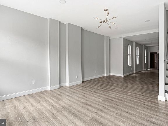 4th image of 2440 N 16th St