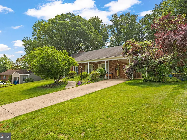 6711 Doane Ave — Photo 35