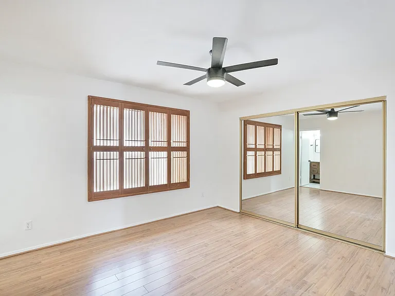 10440 E Becker Ln — Photo 27