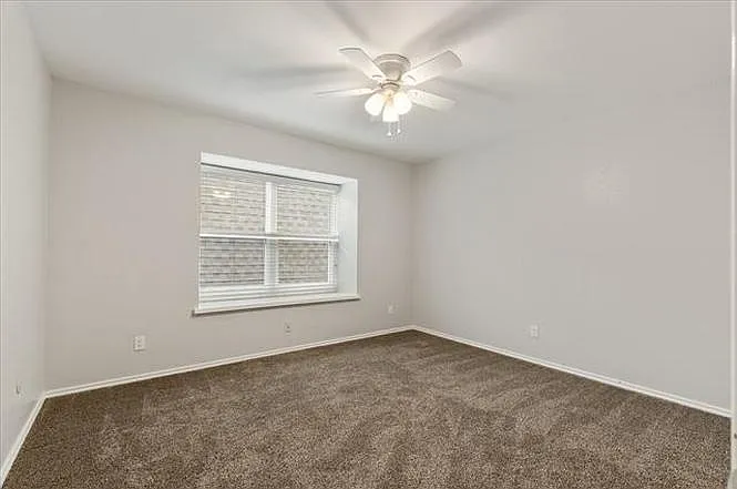5429 Collinwood Ave — Photo 12