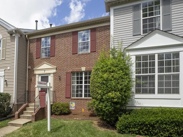 7 Cottage Field Ct, Germantown, MD 20874
