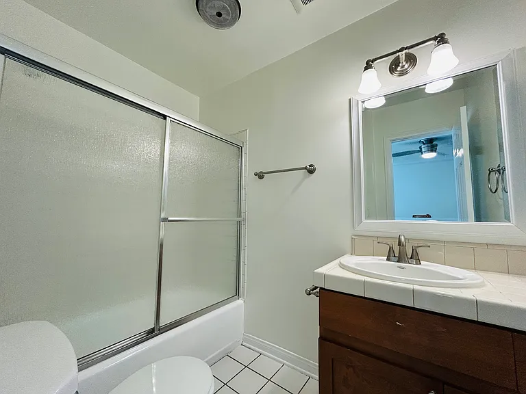 3762 Canfield Ave — Photo 8