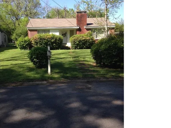 2615 Chestnut St, Montgomery, AL 36107