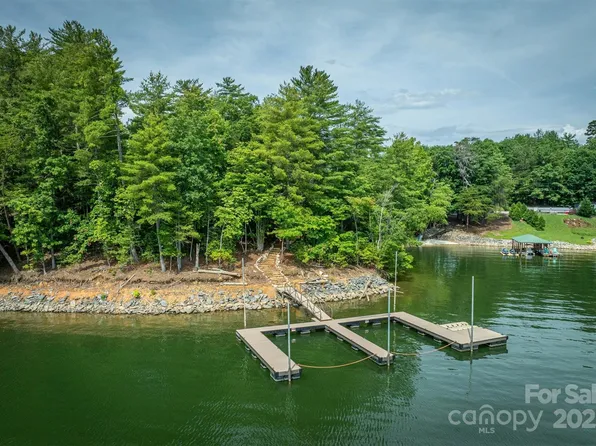 810 Marina Dr #1, Nebo, NC 28761