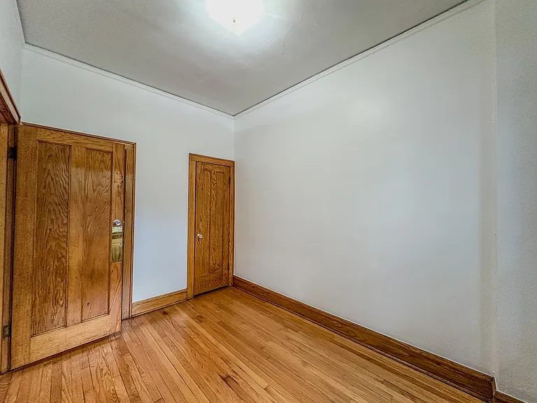 1104 N Ashland Ave #2 — Photo 7