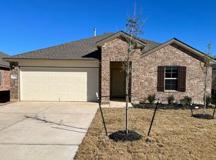 2421 Dog Leg Ln, Navasota, TX 77868