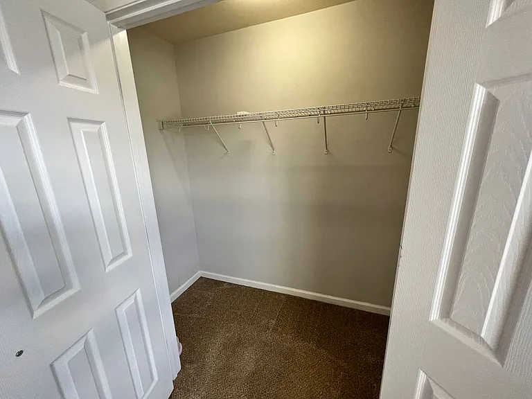 215 Dove Cottage Ln — Photo 28