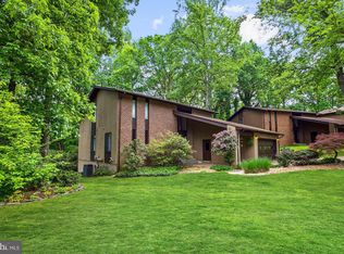2607 Woodfern Ct, Woodbridge, VA
