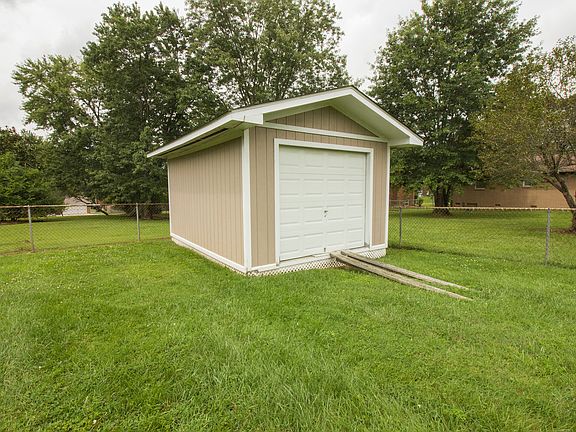 12'x16' storage building