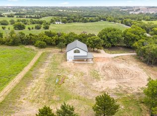 250 Willow Ln, Van Alstyne, TX 75495