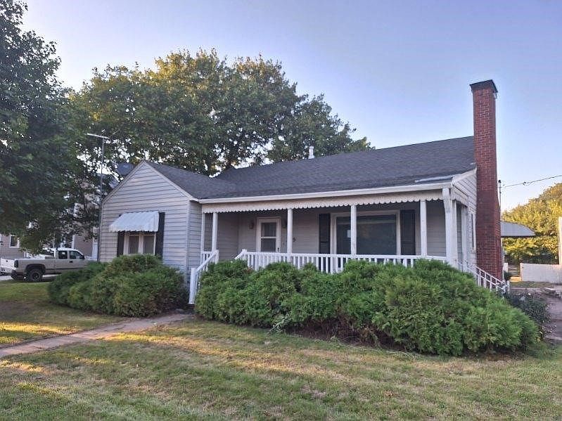 329 W Main St, Fremont, IA 52561 Zillow