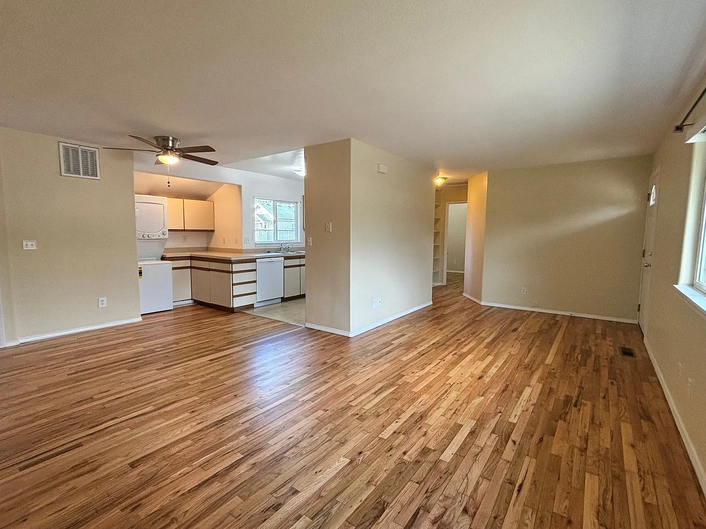 Newly Update 2 Bedroom Home! — Photo 3