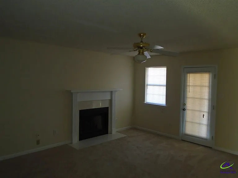 120 Chadwyck Cir — Photo 6