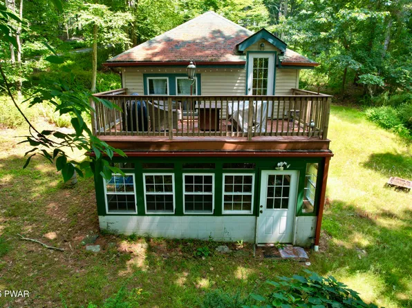 179 Bluestone Blvd, Matamoras, PA 18336