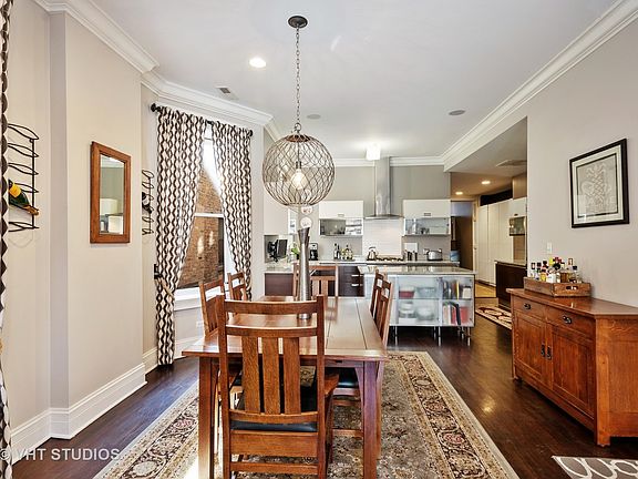 5th image of 823 W Newport Ave #2