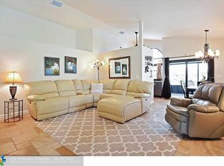 3815 NW 7th Pl, Deerfield Beach, FL 33442