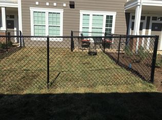 9200 Bunsen Park Dr UNIT 112, Louisville, KY 40220