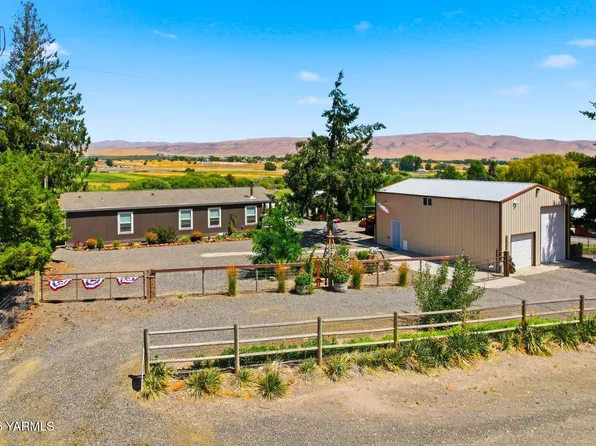 2441 S Wenas Rd, Selah, WA 98942