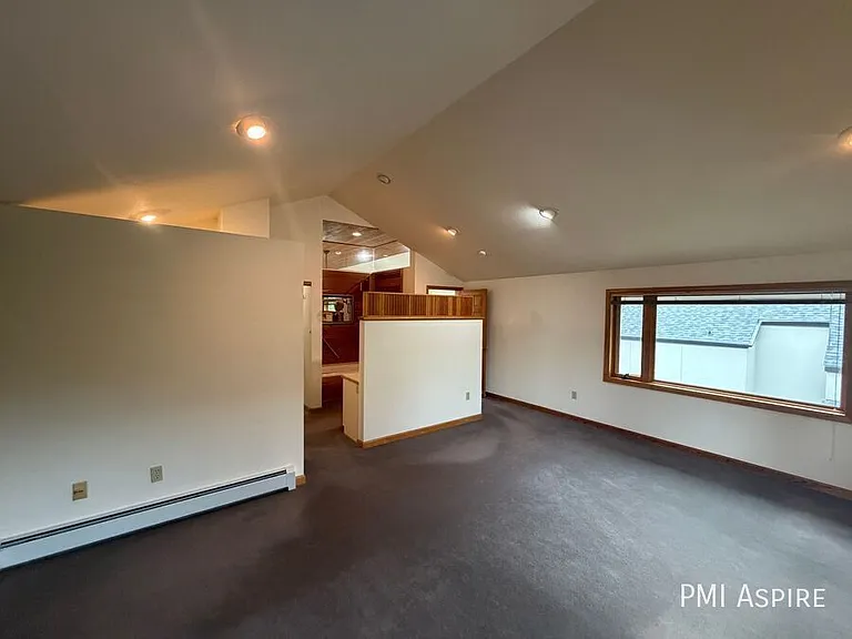 1940 Tincup Ct — Photo 18