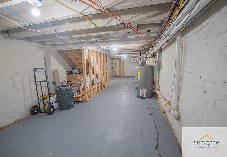 3205 Esther Pl — Photo 25